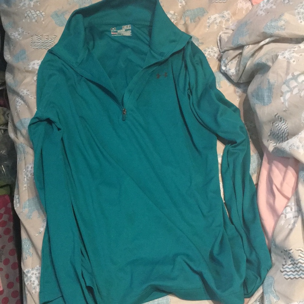 Under armour light weight sweatshirt